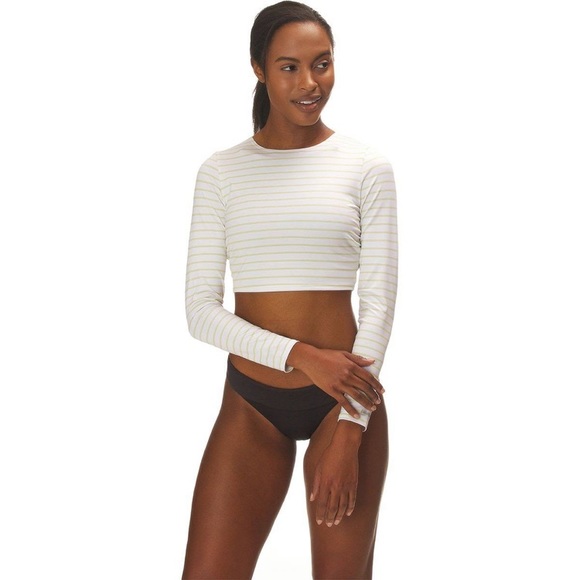 Patagonia Other - Patagonia Swell Seeker Cropped Rashguard